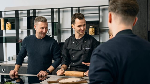 Afzuigopening met bescherming tegen overstromen