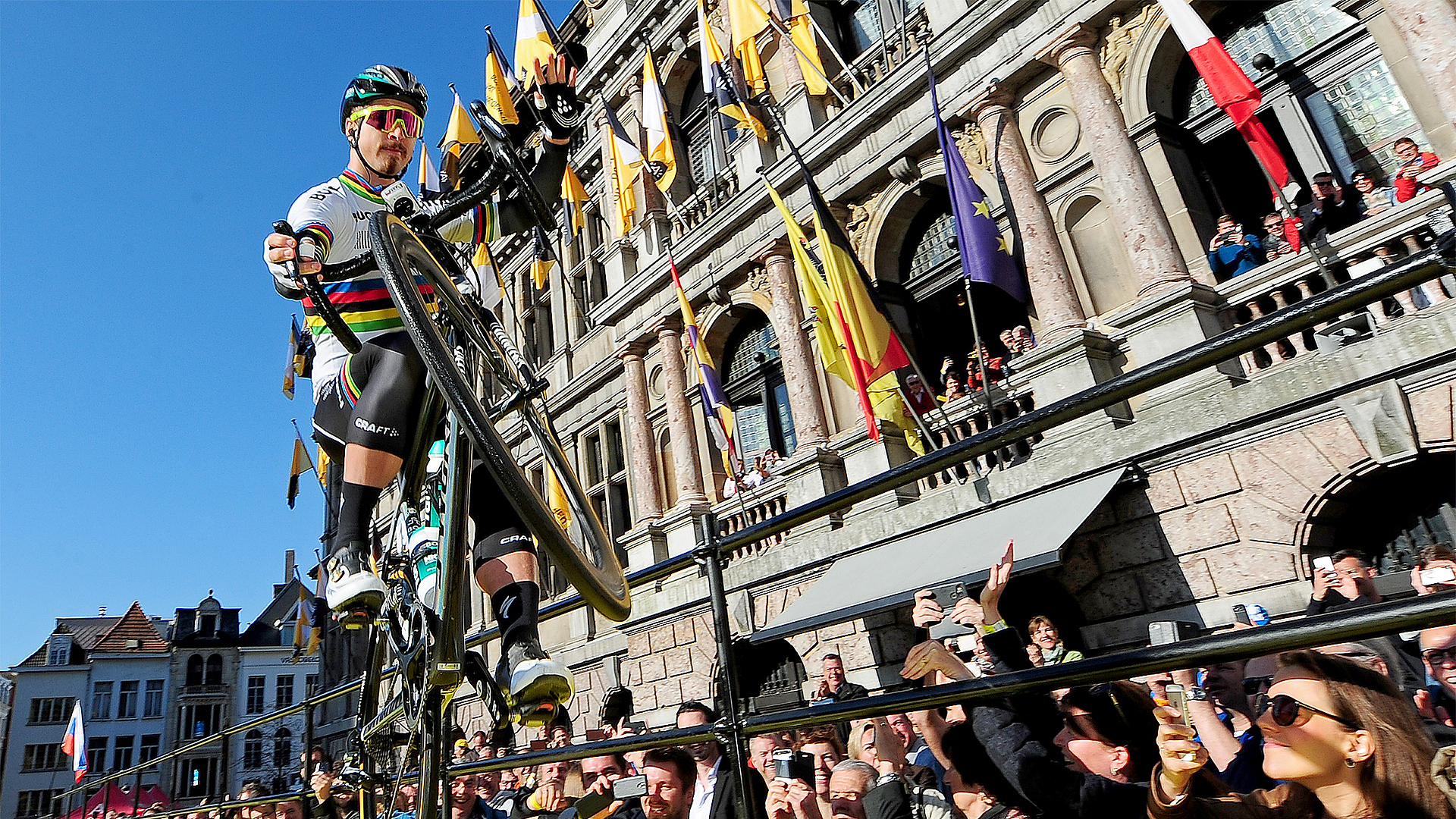 PETER SAGAN - DE WIELERLEGENDE DIE NET EEN TIKKELTJE ANDERS IS DAN DE REST