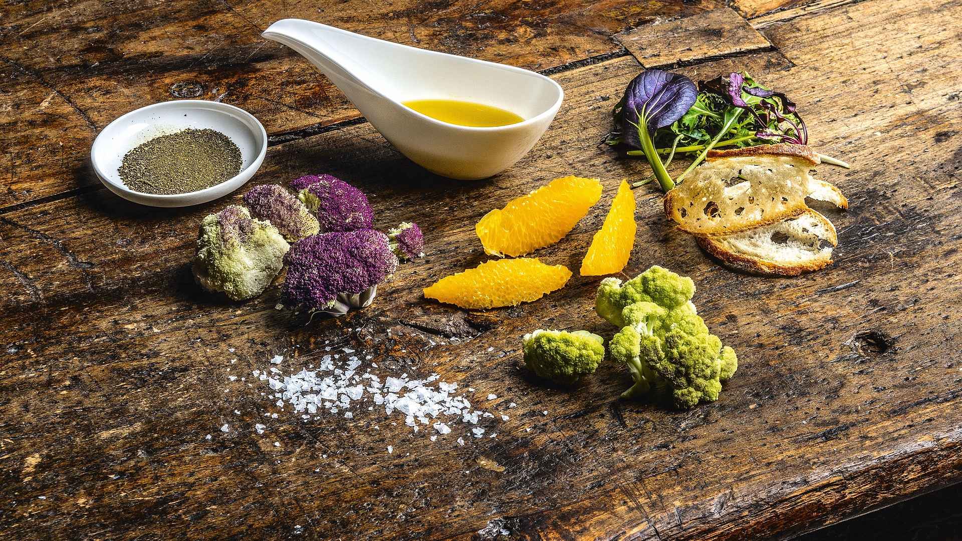 Cauliflower and orange salad dusted with black tea and bread crisps ingredients