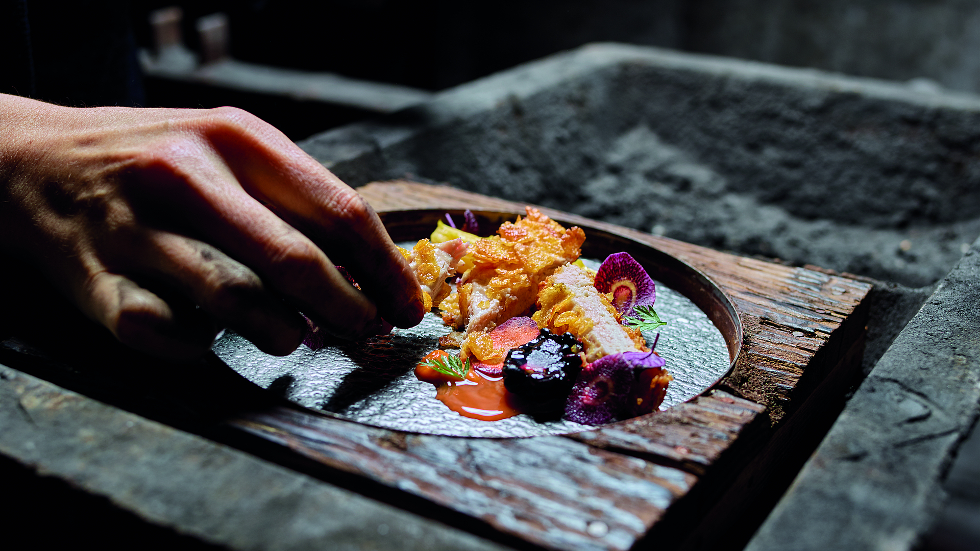 Breast of guinea fowl with cornflakes and berries