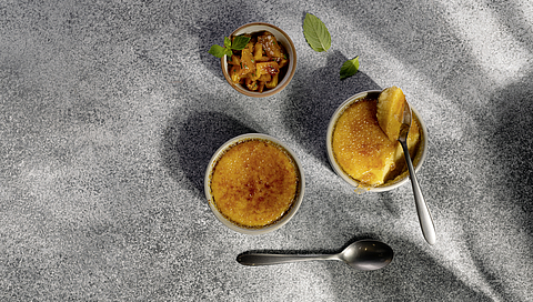 Kokos-Creme_Brulee_mit_Ananas_RGB.jpg