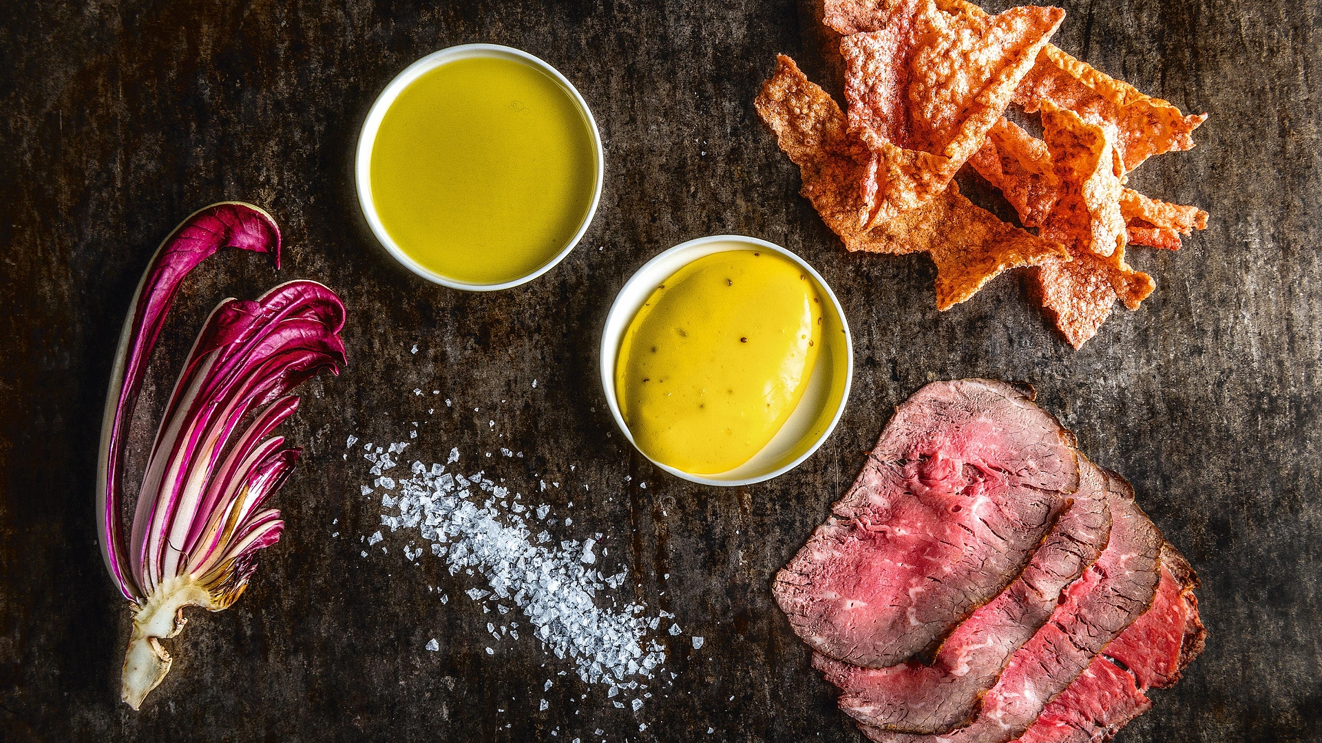 Roast beef with stewed radicchio, curry cream & puffed rice ingredients