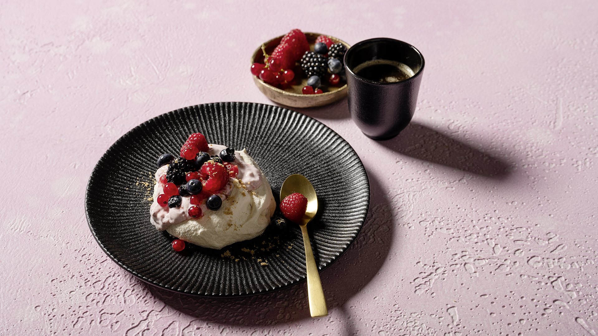 Pavlova aux fruits d'été