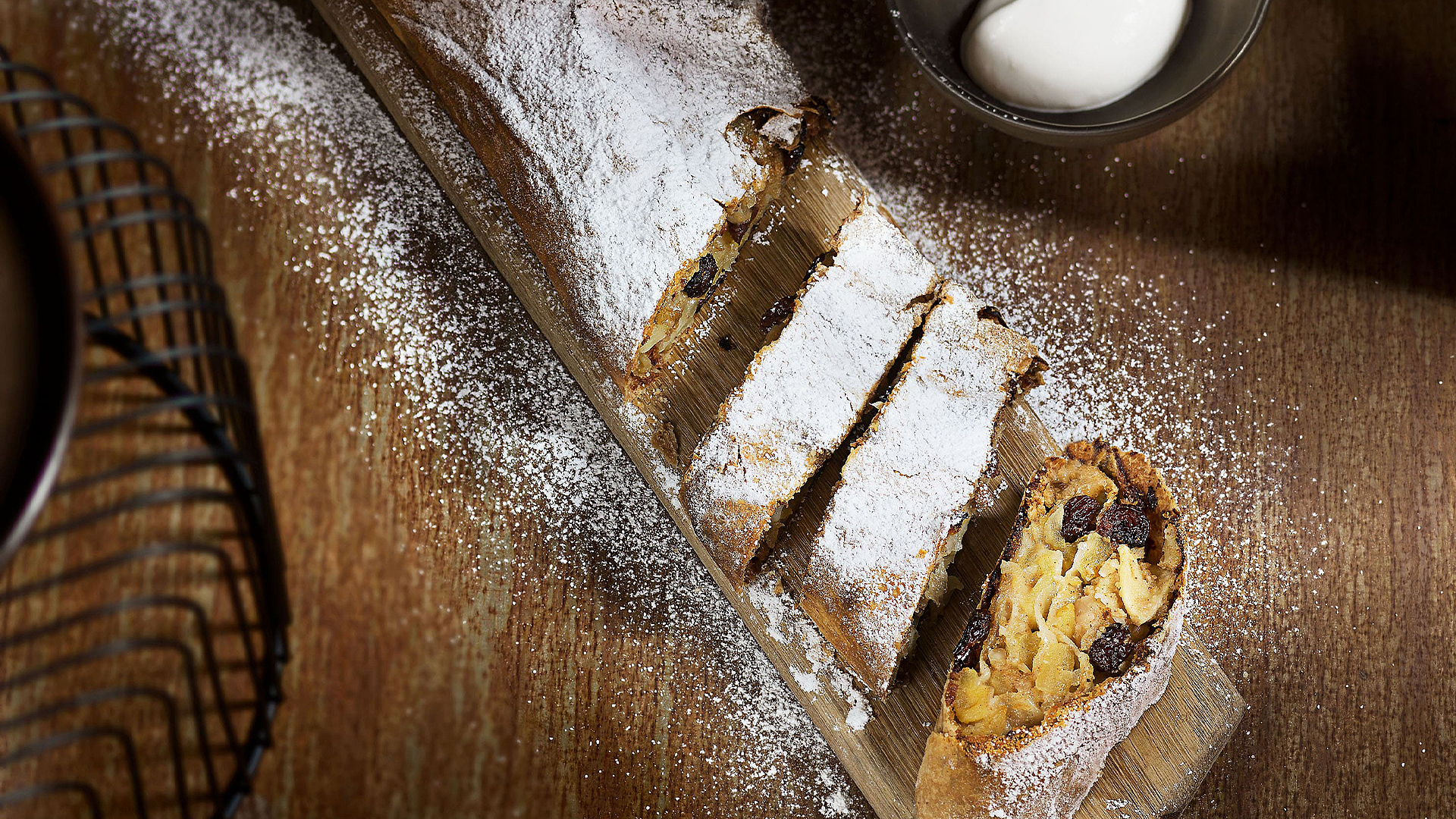 Apfelstrudel et sa crème à la vanille