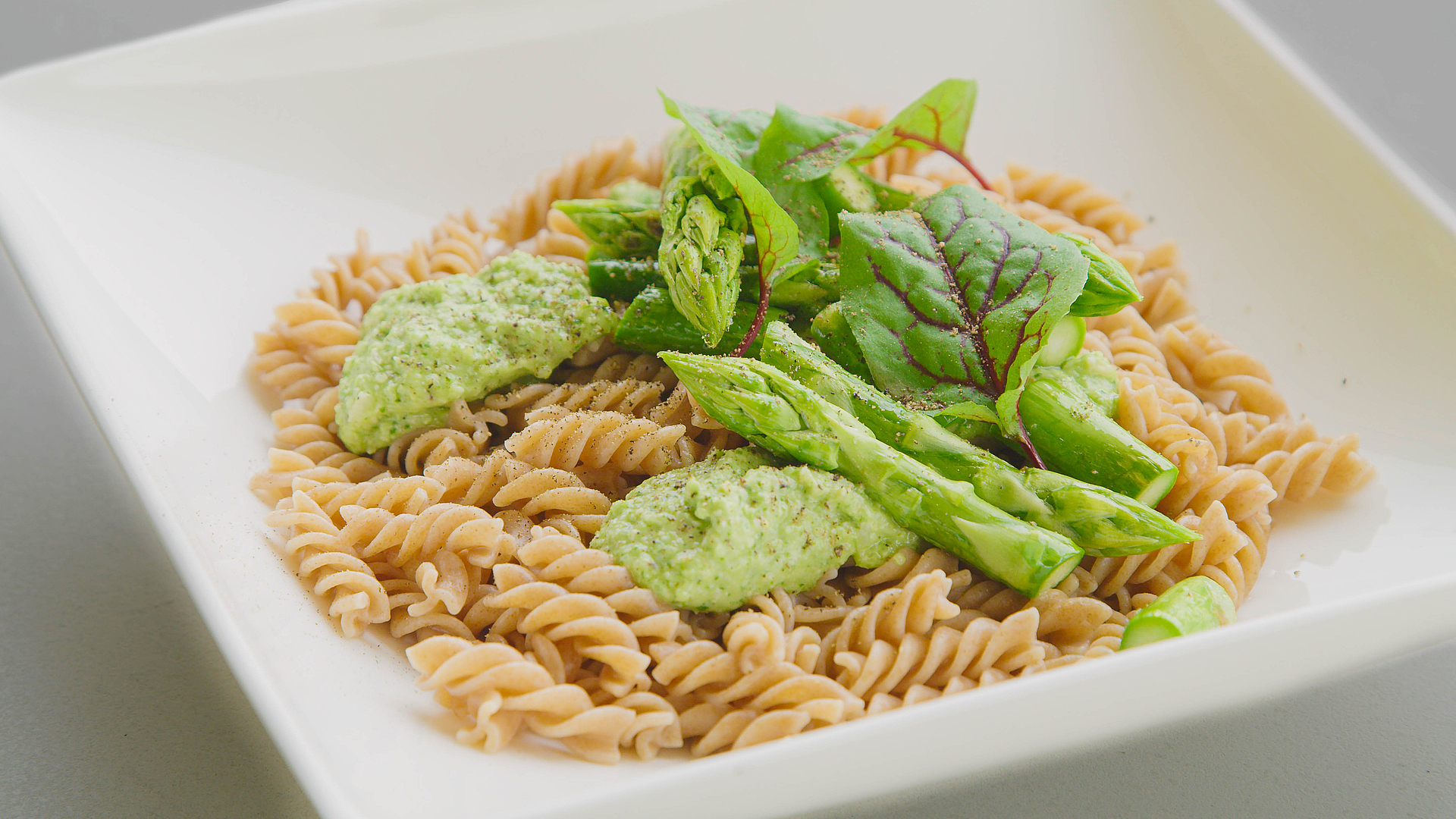Spelt pasta with asparagus two ways 
