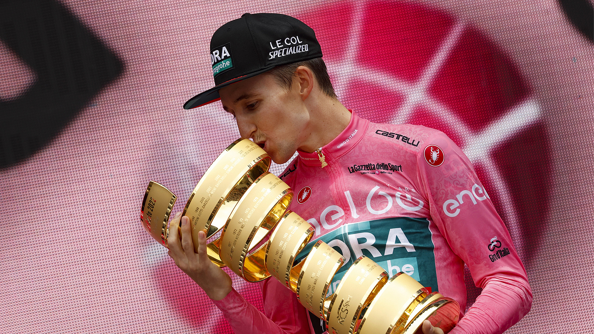 Jay-Hindley_Giro-d_Italia-2022_Headerslider-AU.jpg