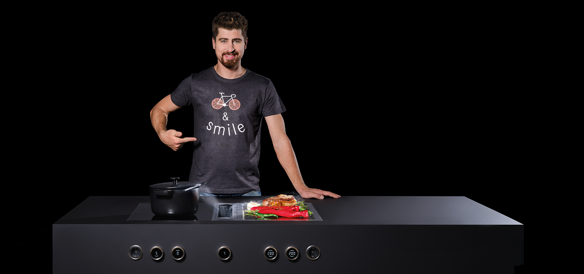 bora-com_Header_Sagan-LP_web_3840x2160px.jpg