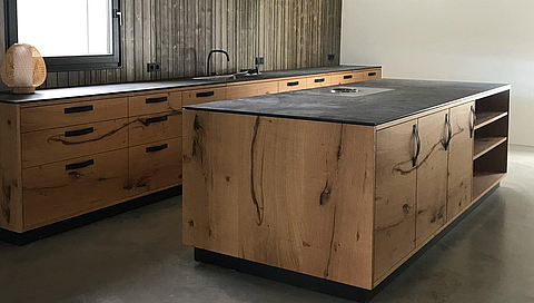 Le cucine craft con molto legno fanno tendenza