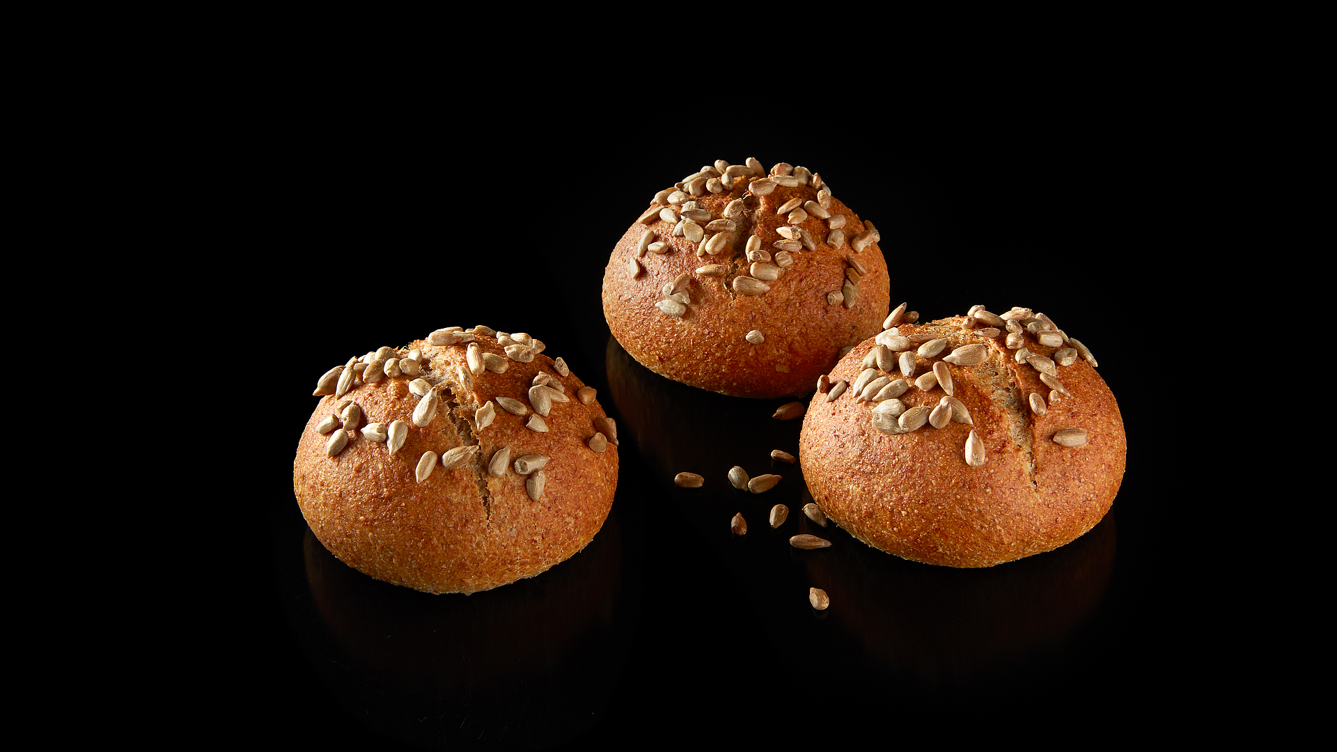 Spelt wholemeal rolls 