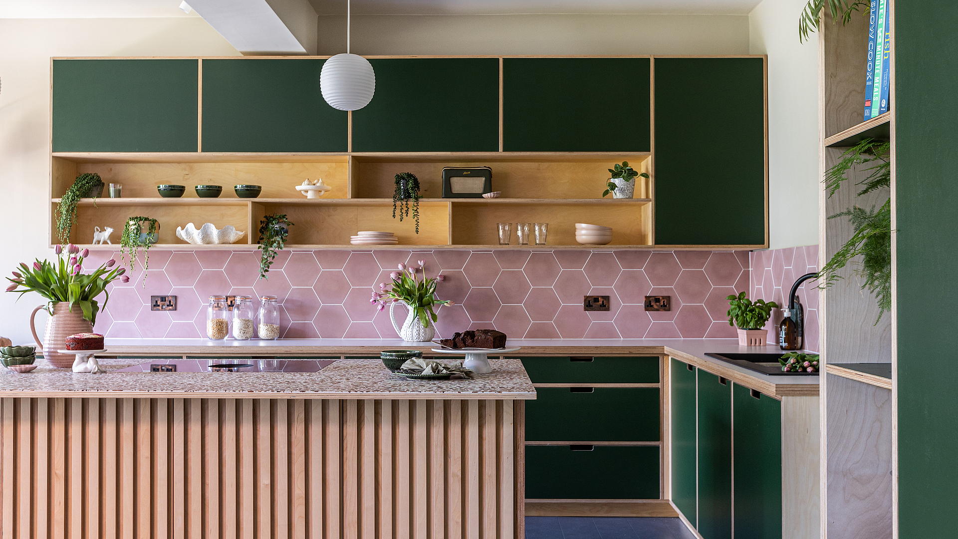4-Pink-Green-Kitchen-Woodworks.jpeg