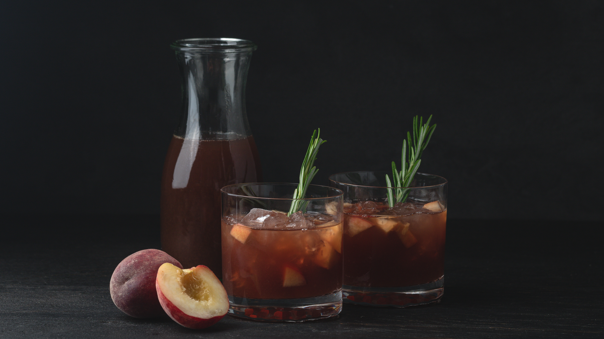 Peach and rosemary ice tea