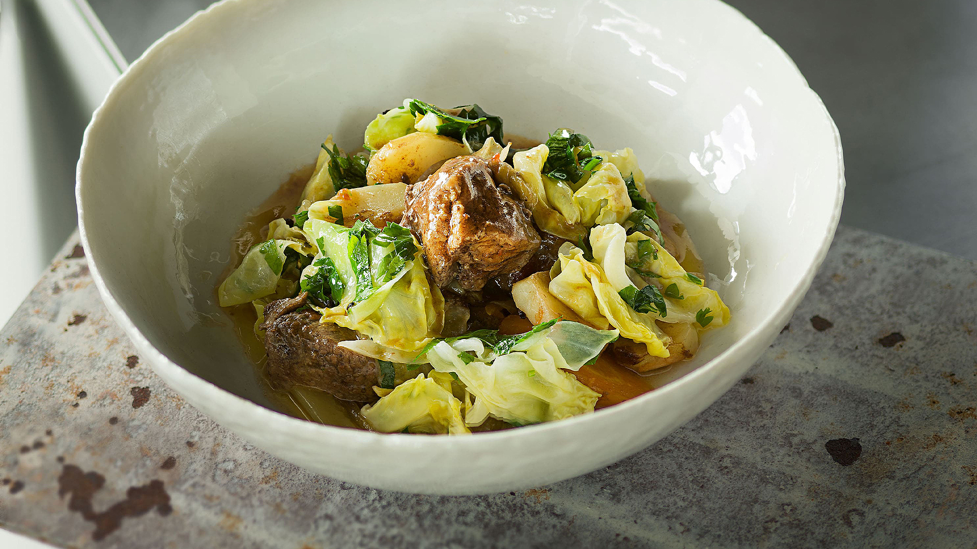 Potée d’agneau au jeune chou pointu Potée d’agneau au jeune chou pointu