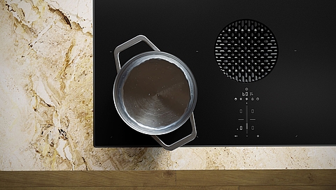 BORA_Pots_and_Pans_Assist_on_new_BORA_X_Pure_Assist_function_BOIL.jpg
