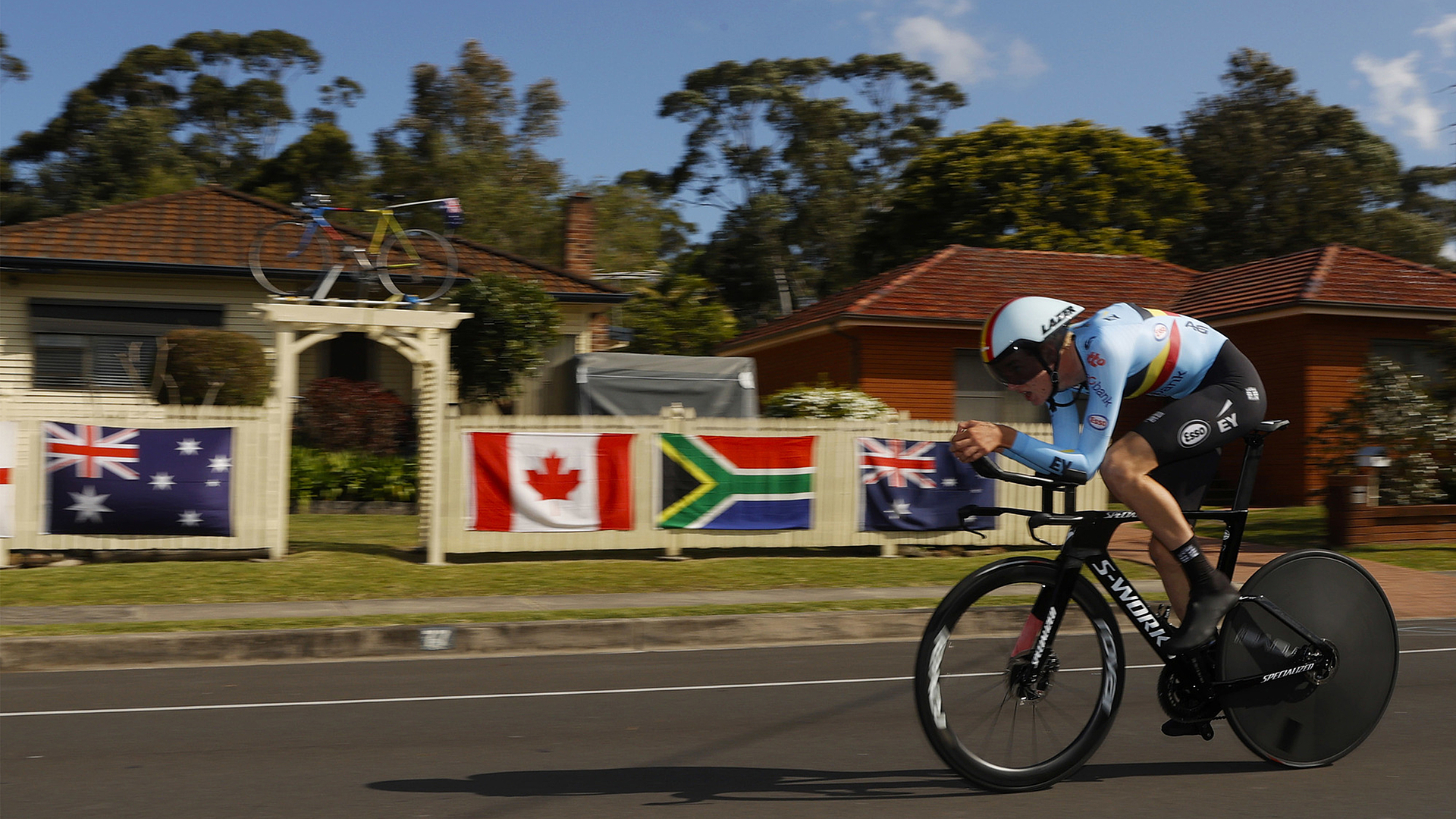 Cycling brings people together – a celebration of nations 