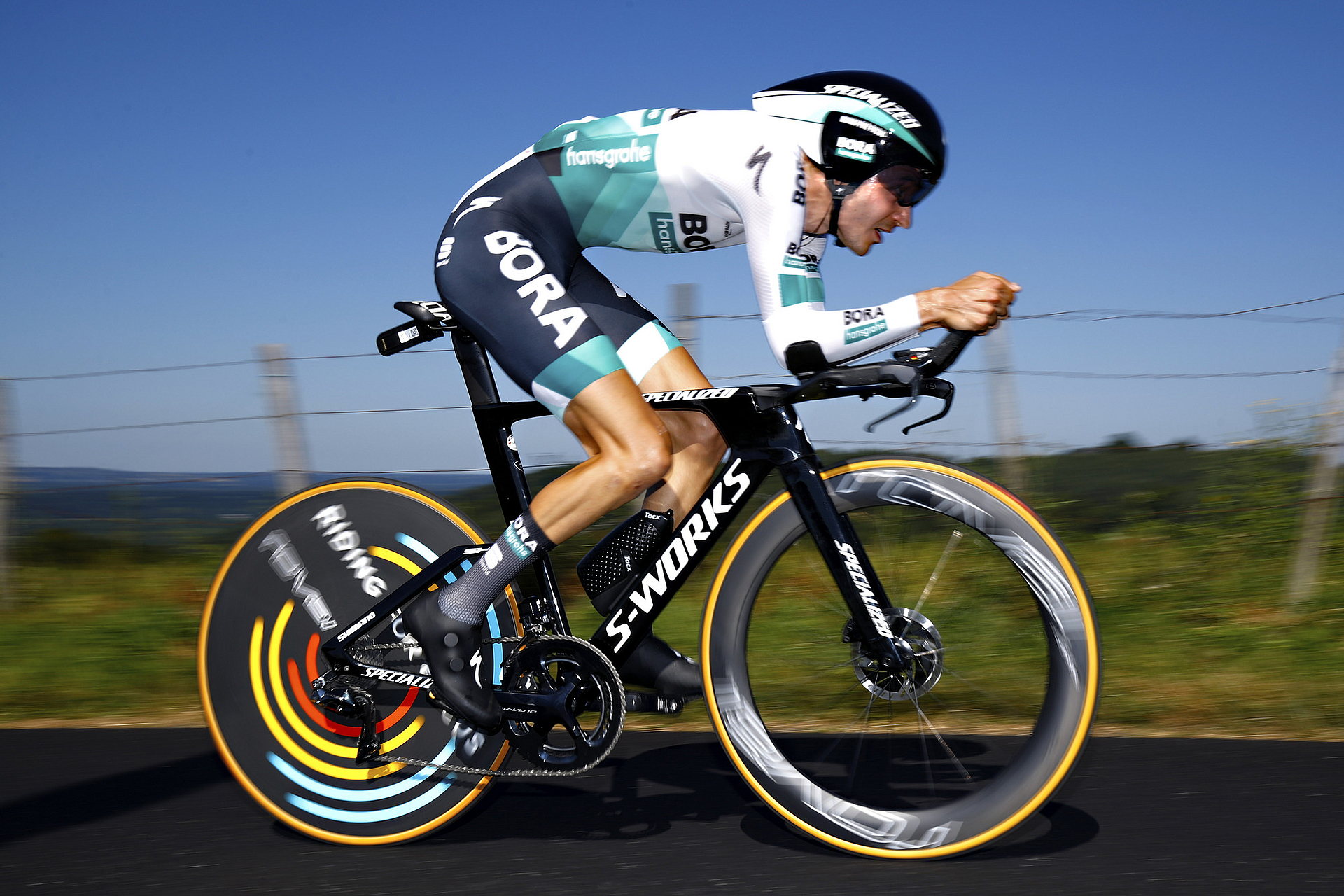 6_Emanuel_Buchmann_PodiumimVisier.jpg